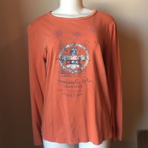 Long sleeve cabi graphic tee in rusty orange.